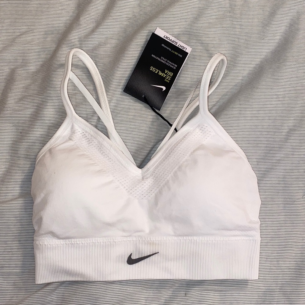 NWT Women’s Nike Training Bra